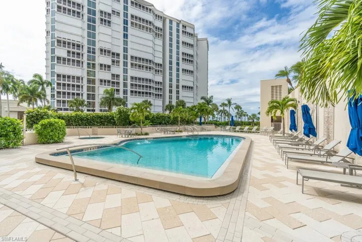4451 Gulf Shore Blvd N # 1005, Naples, Florida 34103