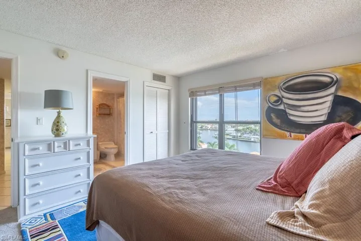 4451 Gulf Shore Blvd N # 1005, Naples, Florida 34103