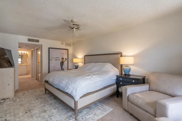 4451 Gulf Shore Blvd N # 1005, Naples, Florida 34103