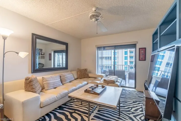 4451 Gulf Shore Blvd N # 1005, Naples, Florida 34103