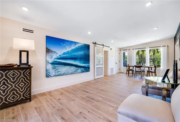 Entry family room