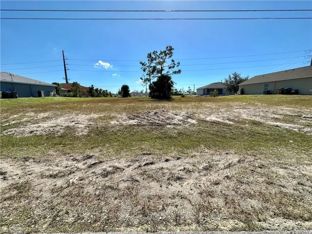 Street North Middle Frontage Viewing Southward