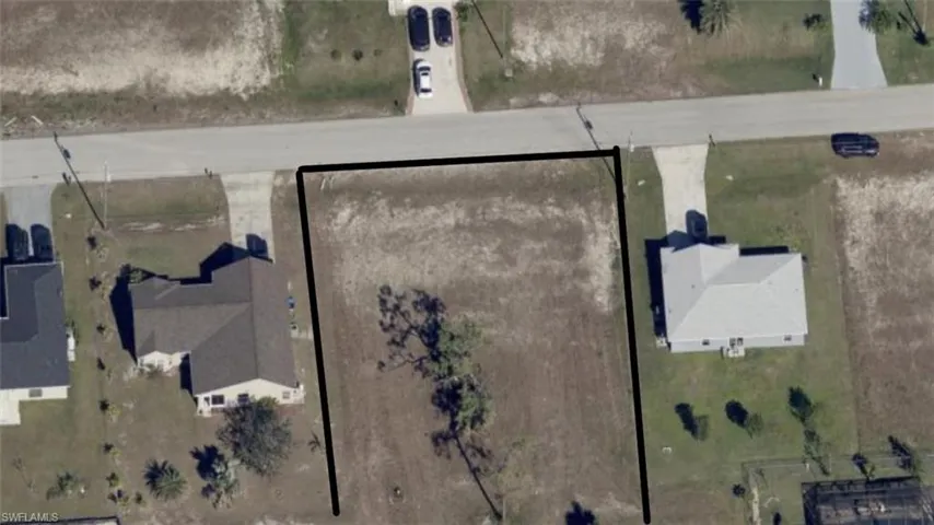 Aerial view of the cleared 3-lot offering