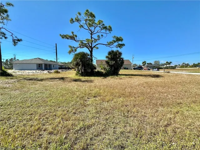 Property East Side Middle Viewing Westward
