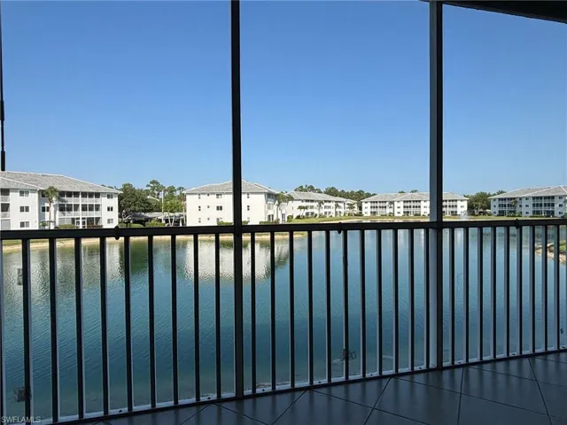 7846  Regal Heron  CIR, Naples, FL 34104