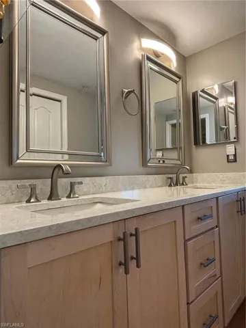 7846  Regal Heron  CIR, Naples, FL 34104