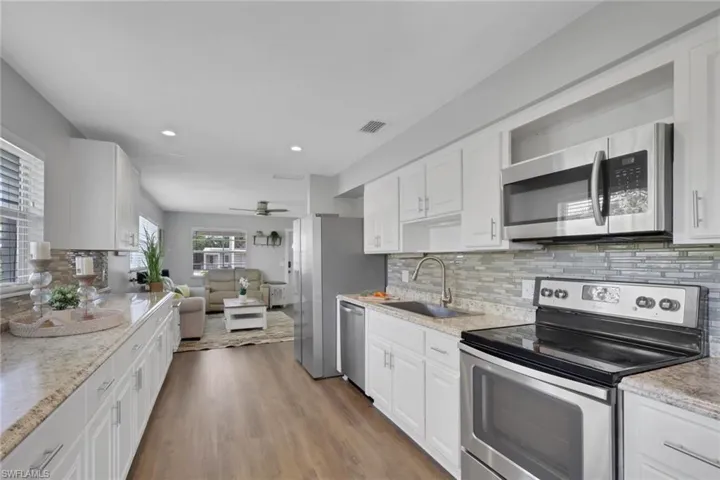 862 95th Ave N, Naples, Florida 34108