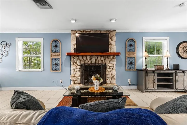 17389 Oriole Rd, Fort Myers Fl 33967