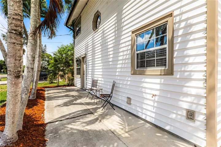 17389 Oriole Rd, Fort Myers Fl 33967