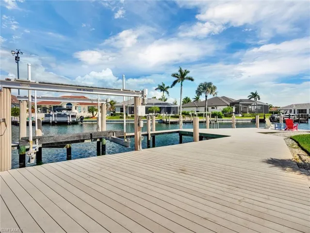 Wonderful custom dock & lift