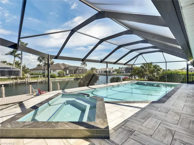 Sunshine in your pool all day long