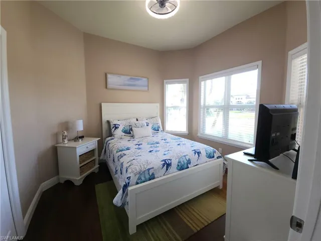 4th bedroom or office