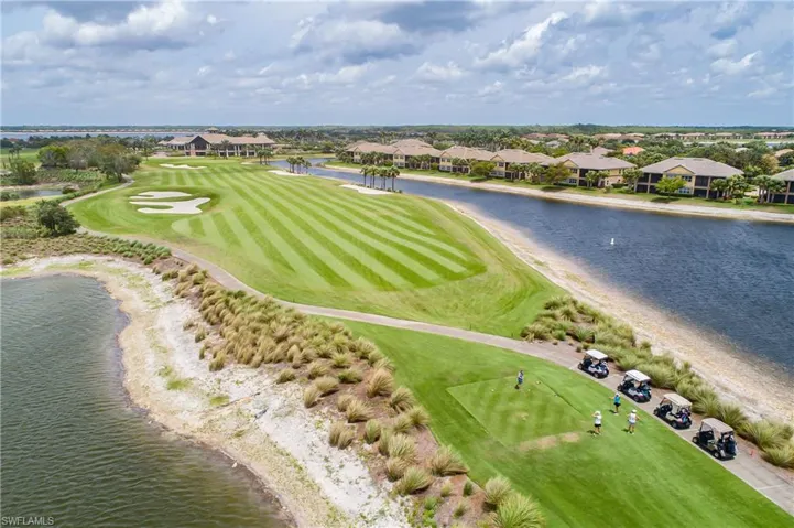 9064 Siesta Bay Dr 5-102, Naples, Florida 34120