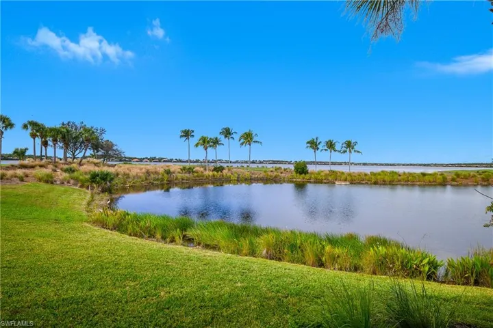 9064 Siesta Bay Dr 5-102, Naples, Florida 34120
