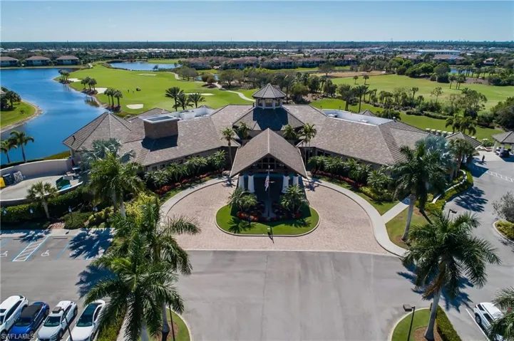 9064 Siesta Bay Dr 5-102, Naples, Florida 34120