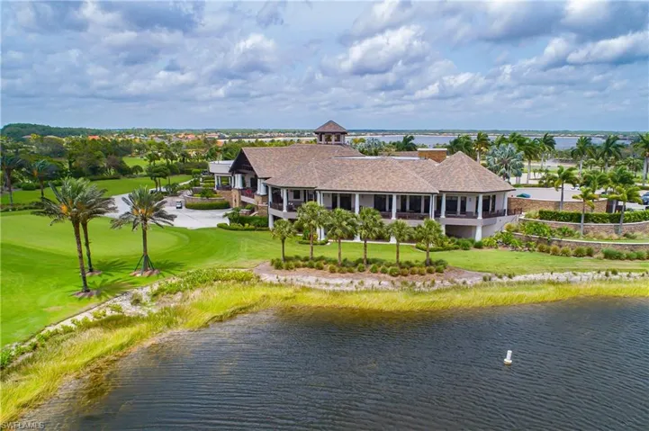 9064 Siesta Bay Dr 5-102, Naples, Florida 34120