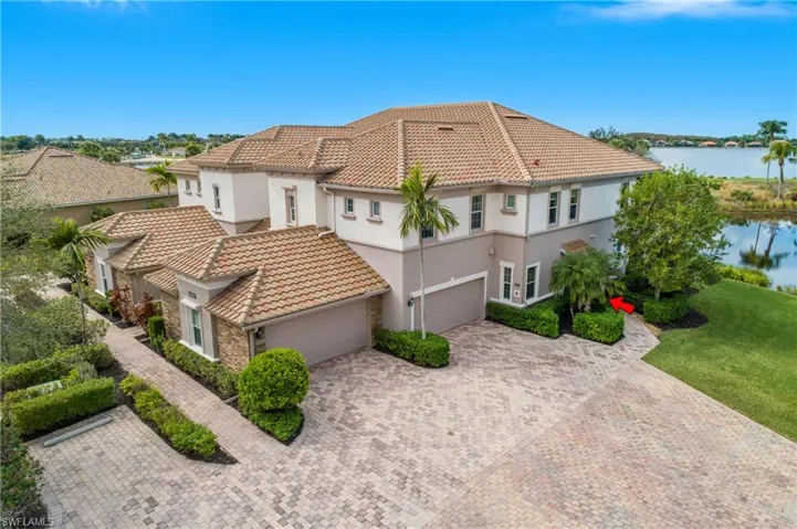 9064 Siesta Bay Dr 5-102, Naples, Florida 34120