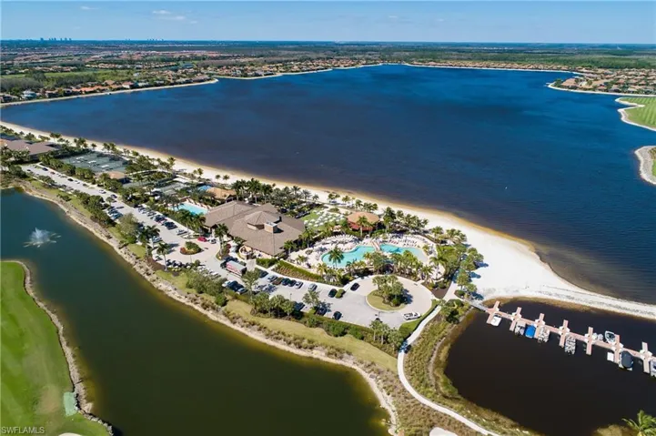 9064 Siesta Bay Dr 5-102, Naples, Florida 34120