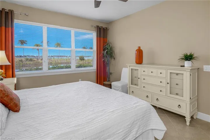 9064 Siesta Bay Dr 5-102, Naples, Florida 34120