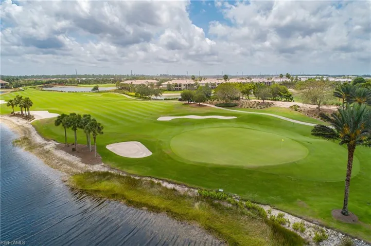 9064 Siesta Bay Dr 5-102, Naples, Florida 34120