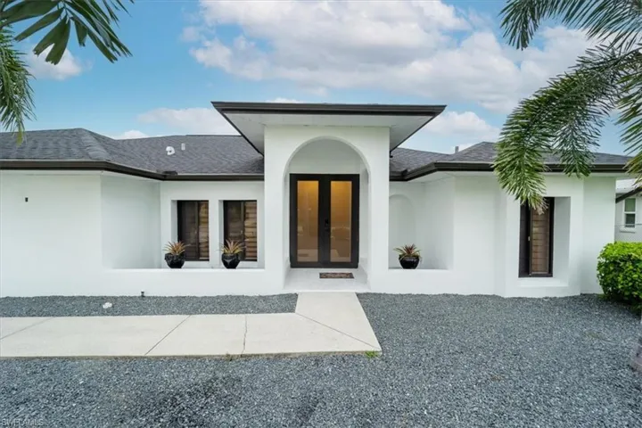 3728 Se 18th Ave, Cape Coral, Florida 33904