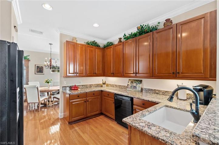 3913  Forest Glen  BLVD, Naples, FL 34114