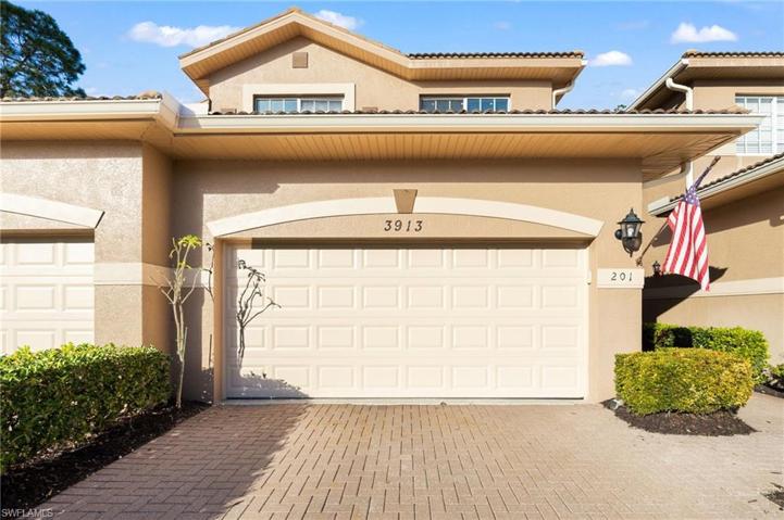 3913  Forest Glen  BLVD, Naples, FL 34114