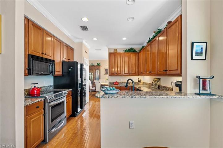 3913  Forest Glen  BLVD, Naples, FL 34114