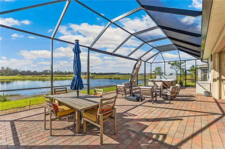 Screened Lanai 1500 Square Feet