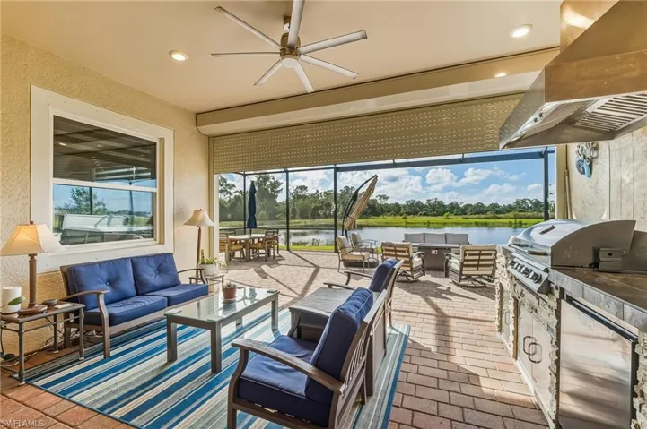 Lanai Area Under Truss