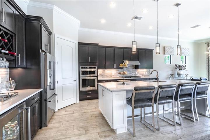 kitchen wet bar