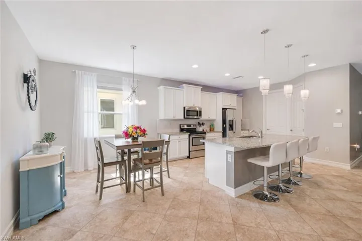 3161  Royal Gardens  AVE, Fort Myers, FL 33916
