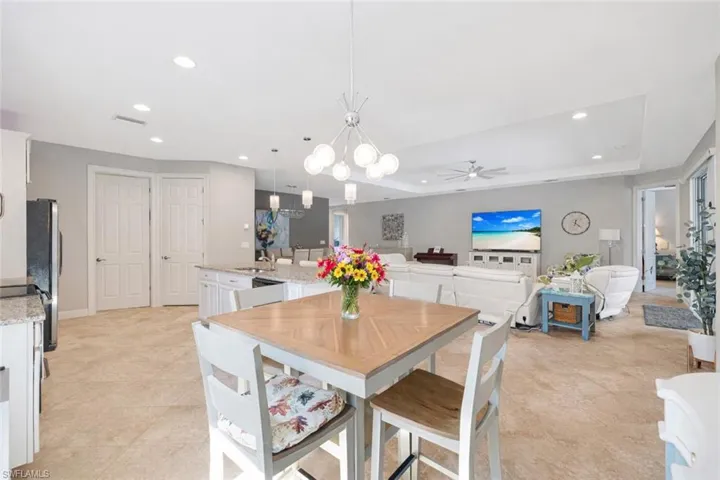 3161  Royal Gardens  AVE, Fort Myers, FL 33916