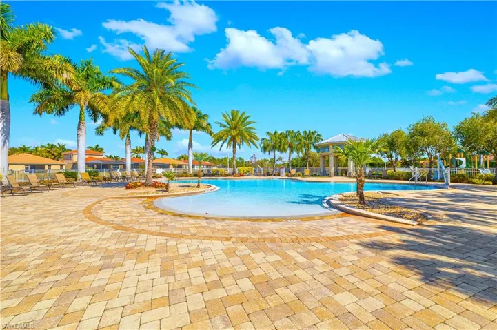 3161 Royal Gardens Ave, Fort Myers, Florida 33916