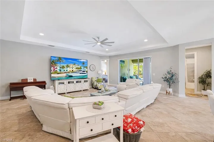3161  Royal Gardens  AVE, Fort Myers, FL 33916