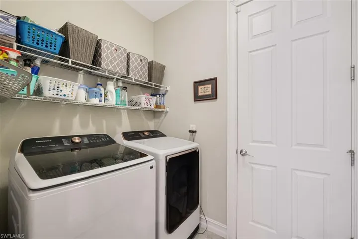 3161  Royal Gardens  AVE, Fort Myers, FL 33916