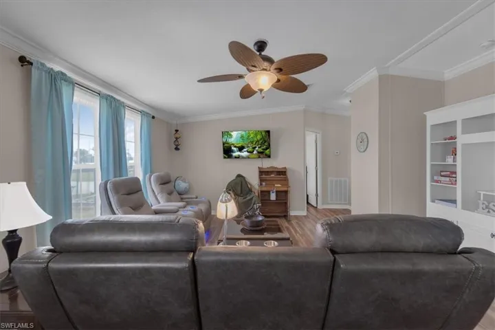 701 Coral Dr, Punta Gorda, Florida 33950