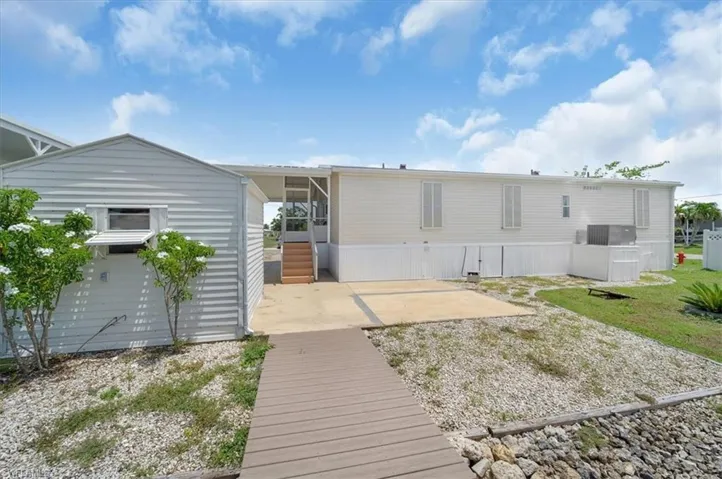 701 Coral Dr, Punta Gorda, Florida 33950