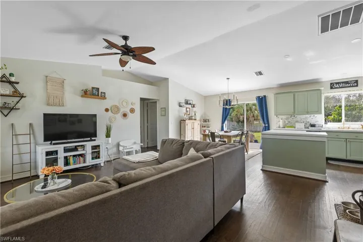 3310  Valencia  DR, Naples, FL 34120