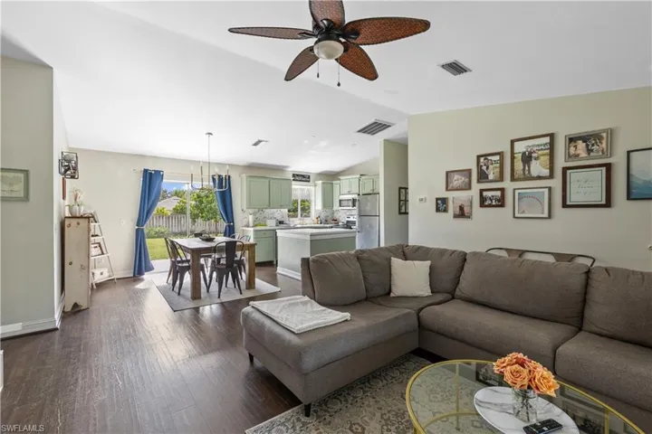 3310  Valencia  DR, Naples, FL 34120