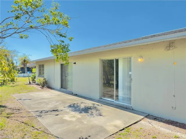 3619 Se 9th Pl 4, Cape Coral, Florida 33904