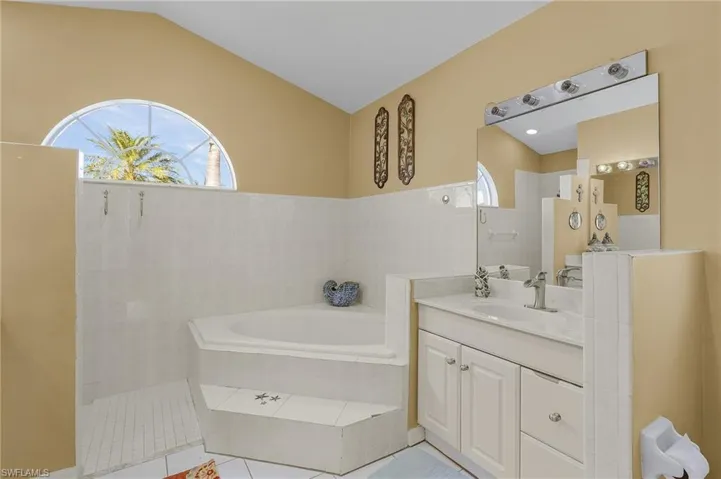 Relax after a long day in your soaker tub!!
