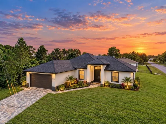 2727 1st St Sw, Lehigh Acres, Florida 33976
