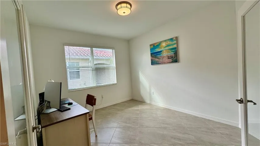 2066 Tamarron Ln, Naples, Florida 34120