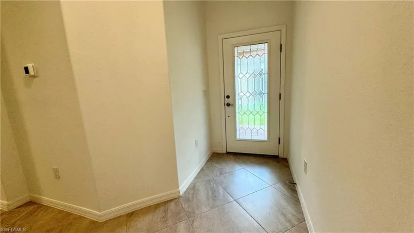 2066 Tamarron Ln, Naples, Florida 34120