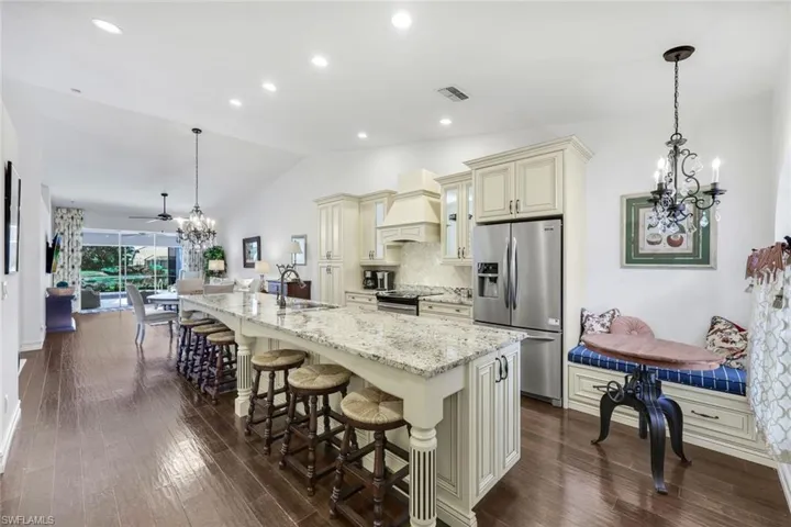 510  Captn Kate  CT, Naples, FL 34110