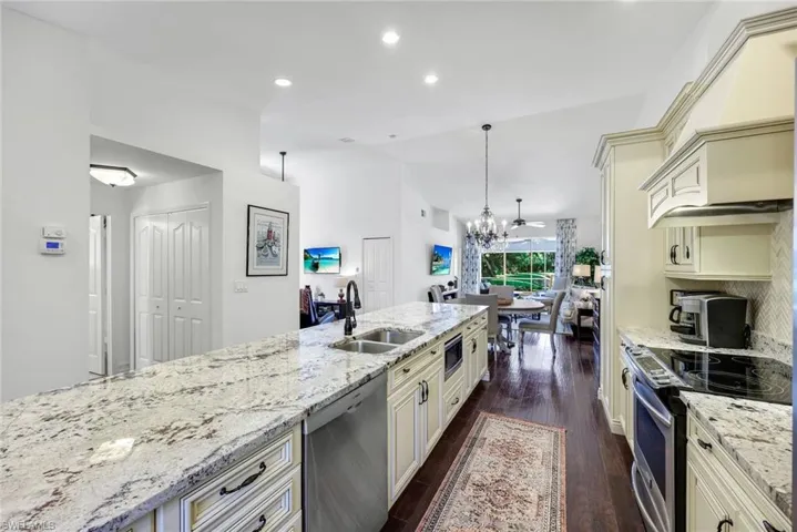 510  Captn Kate  CT, Naples, FL 34110