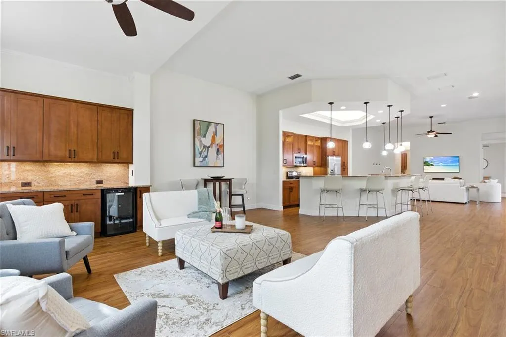 27549 RIVERBANK DR, Bonita Springs, FL 34134,225034050