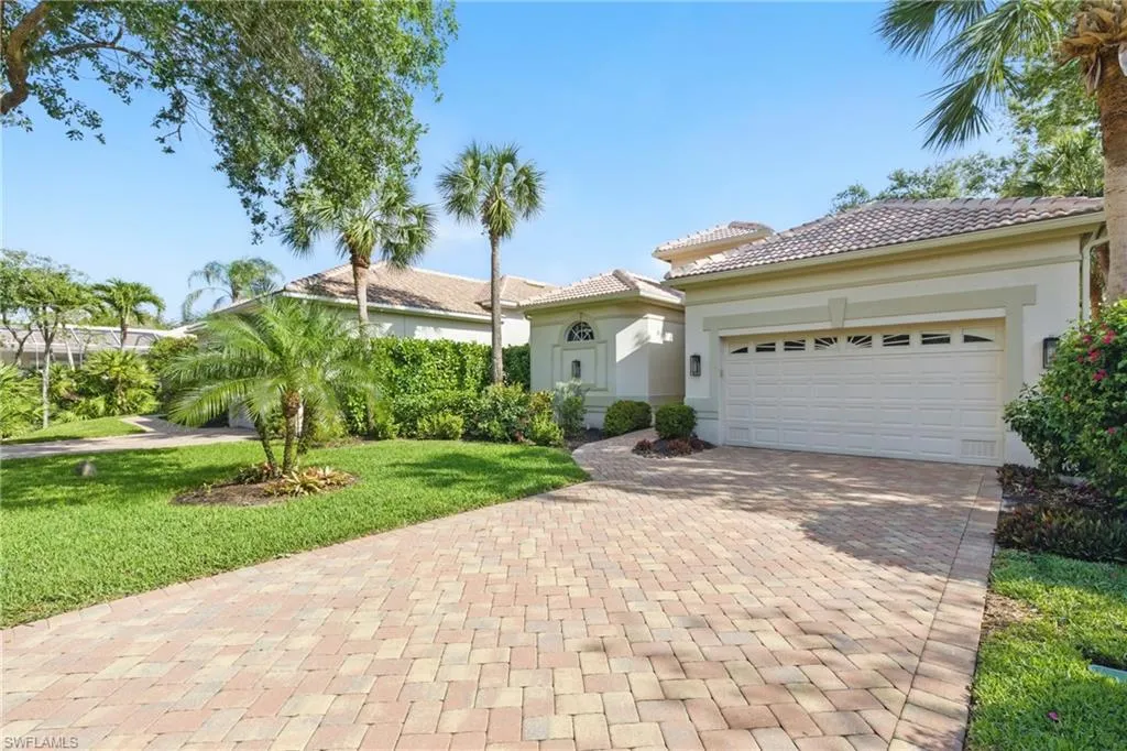 27549 RIVERBANK DR, Bonita Springs, FL 34134,225034050