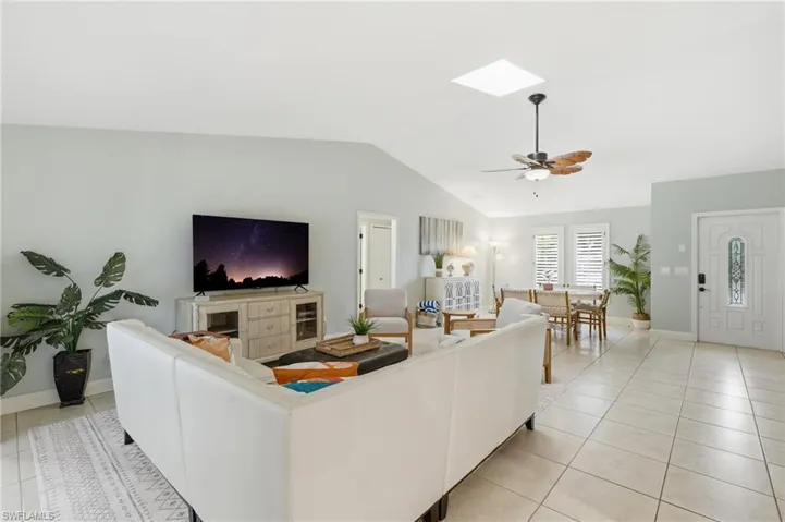 2548 River Reach Dr, Naples, Florida 34104